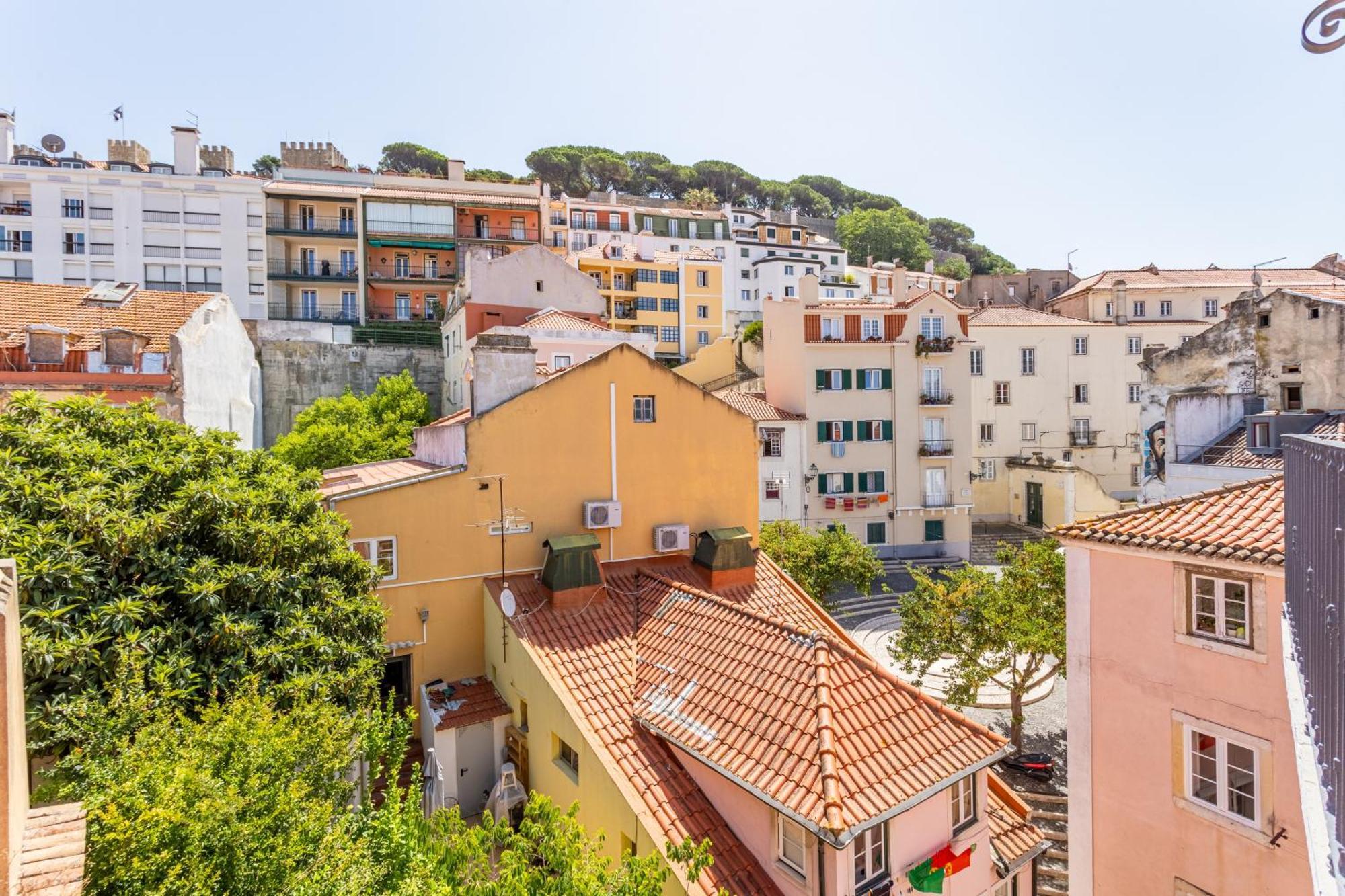 Gralhas Suites Lissabon Buitenkant foto