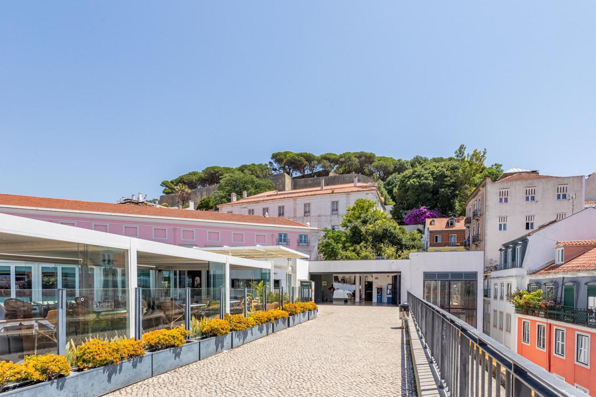 Gralhas Suites Lissabon Buitenkant foto