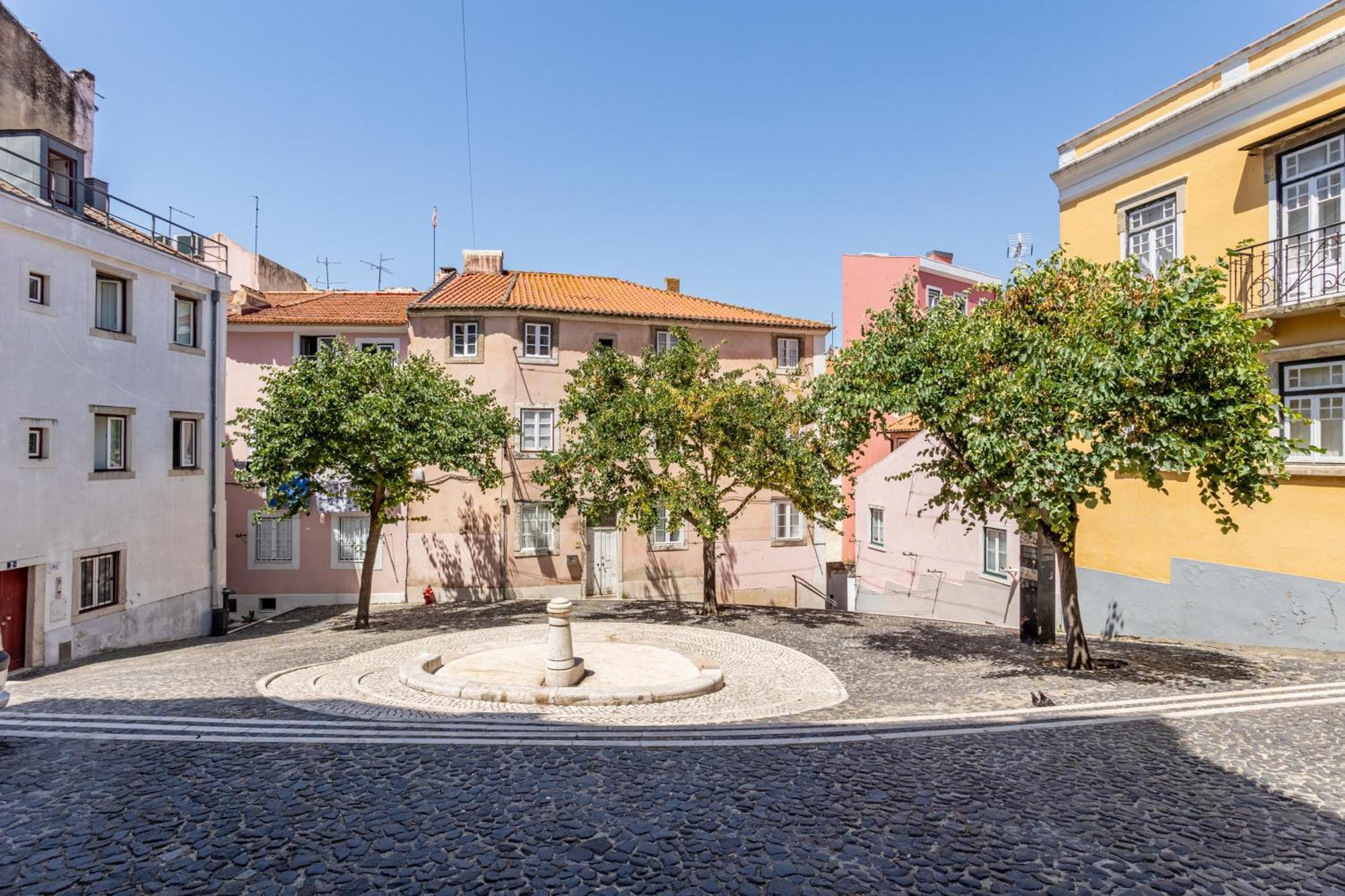 Gralhas Suites Lissabon Buitenkant foto