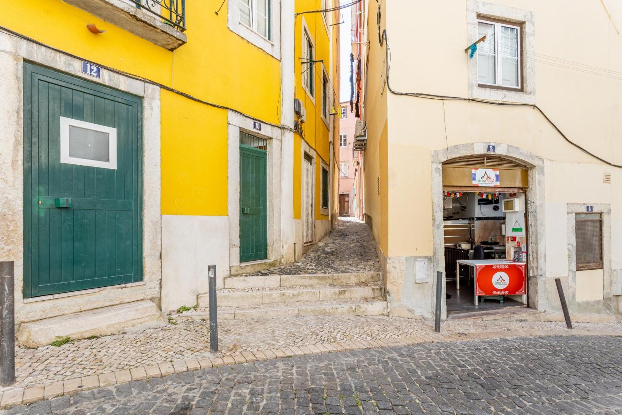Gralhas Suites Lissabon Buitenkant foto