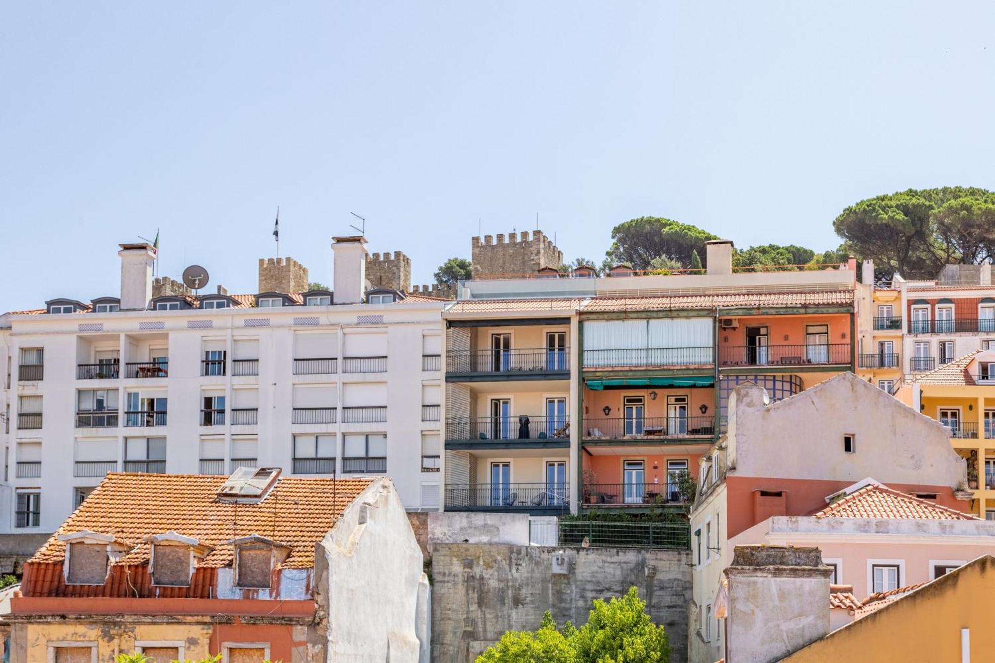 Gralhas Suites Lissabon Buitenkant foto