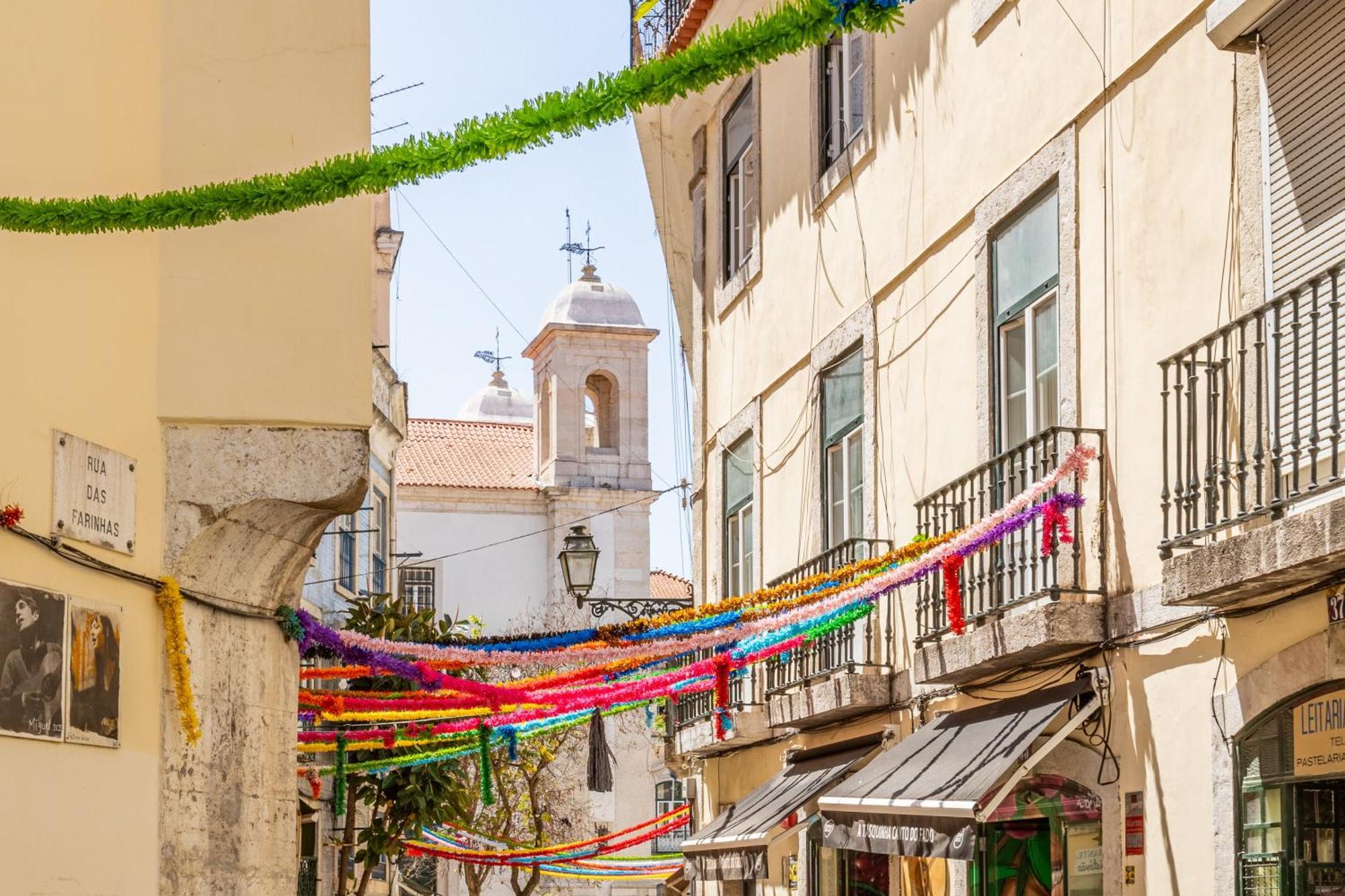 Gralhas Suites Lissabon Buitenkant foto