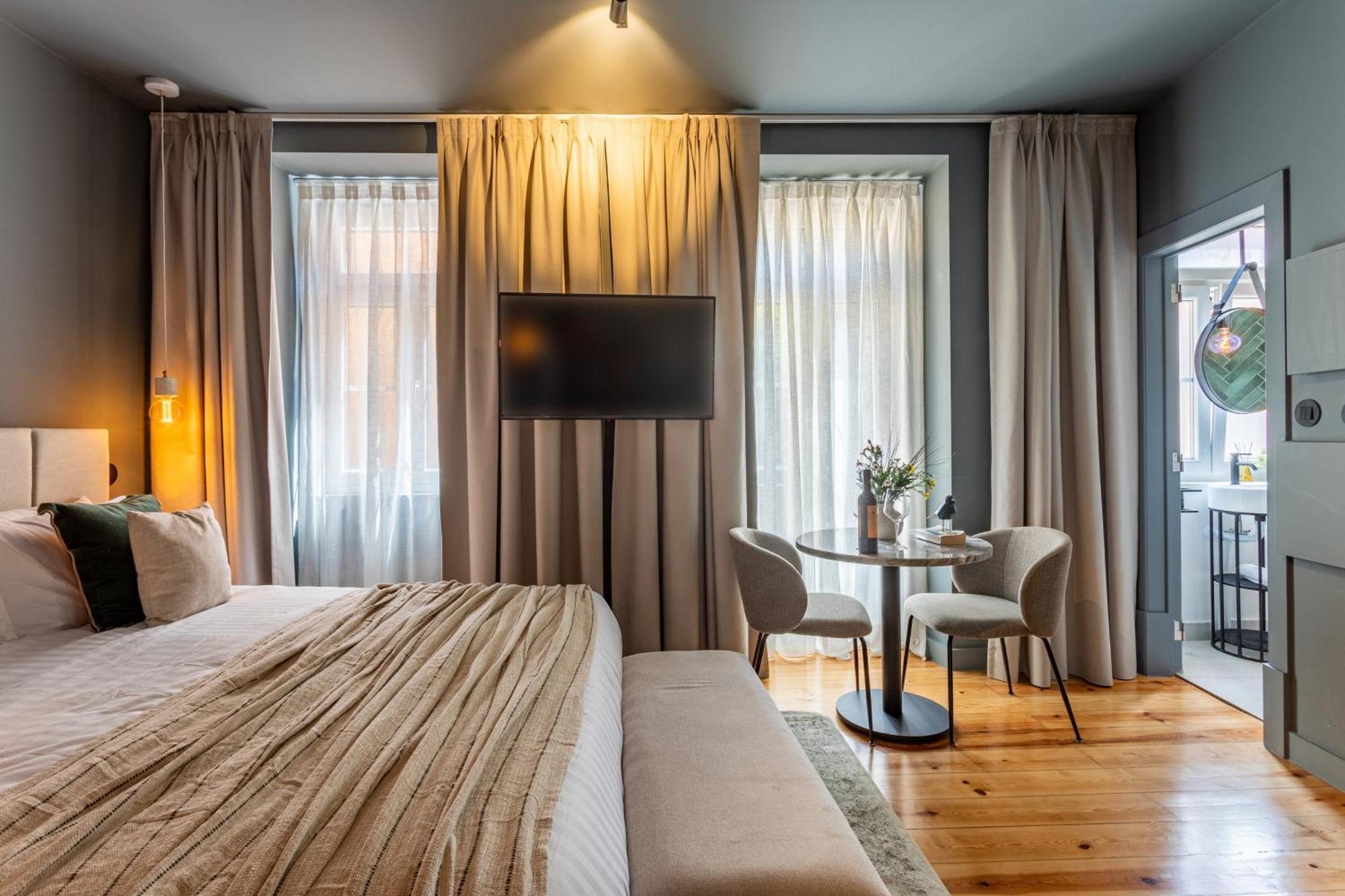 Gralhas Suites Lissabon Buitenkant foto